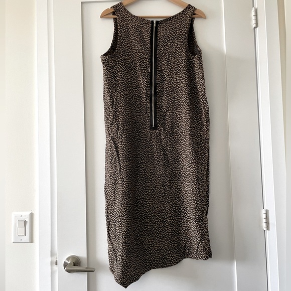Leopard-print Sleeveless Midi Dress - Picture 4 of 5